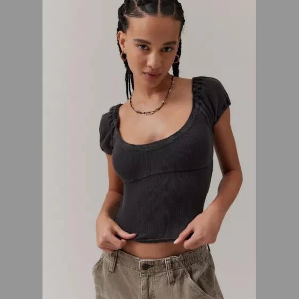 Urban Outfitters BDG Charlie Puff Sleeve Fitted Top (Black, size L)